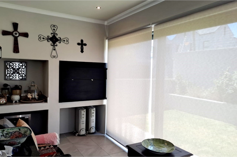 To Let 3 Bedroom Property for Rent in Aan de Wijnlanden Western Cape